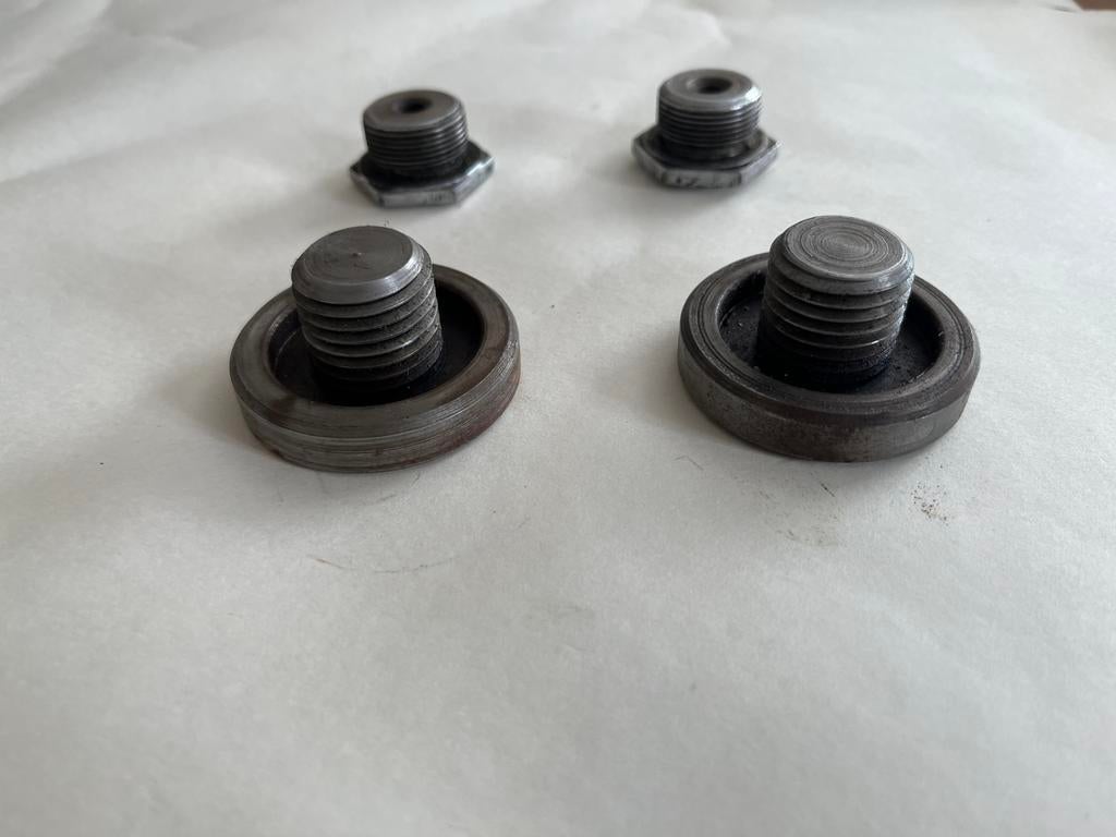 2 sets doppen korte swingarm voorvork Ural/Dnepr/, Ophalen of Verzenden