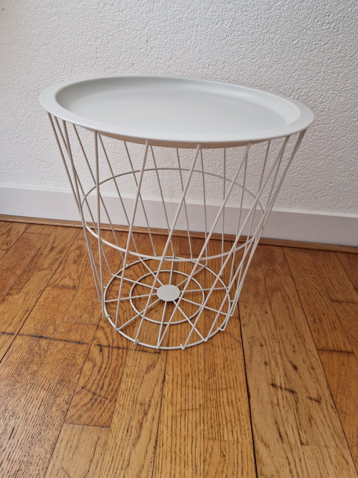 Bijzet tafeltje, 45 tot 60 cm, Minder dan 55 cm, Rond, Nieuw