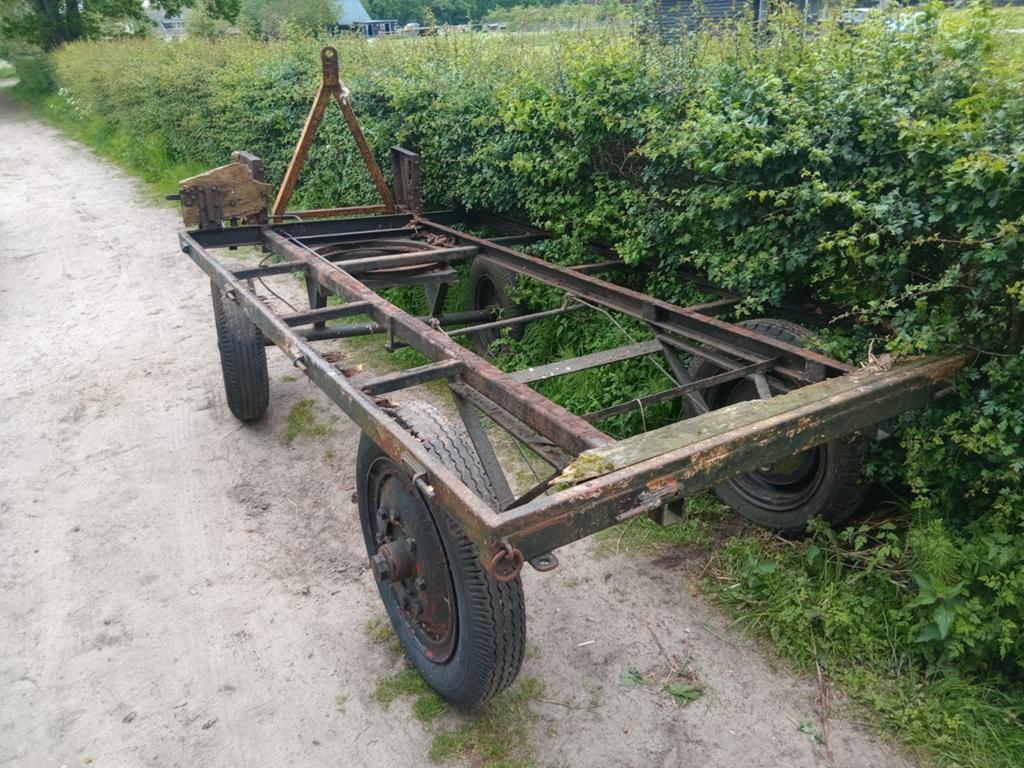 Oude aanhanger onderstel - opknapper, Caravans en Kamperen, Ophalen of Verzenden, Gebruikt