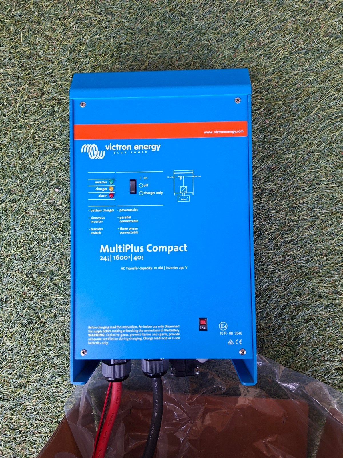 Victron Energy MultiPlus Compact 24V/1600VA/40A Omvormer, Ophalen of Verzenden, Gebruikt