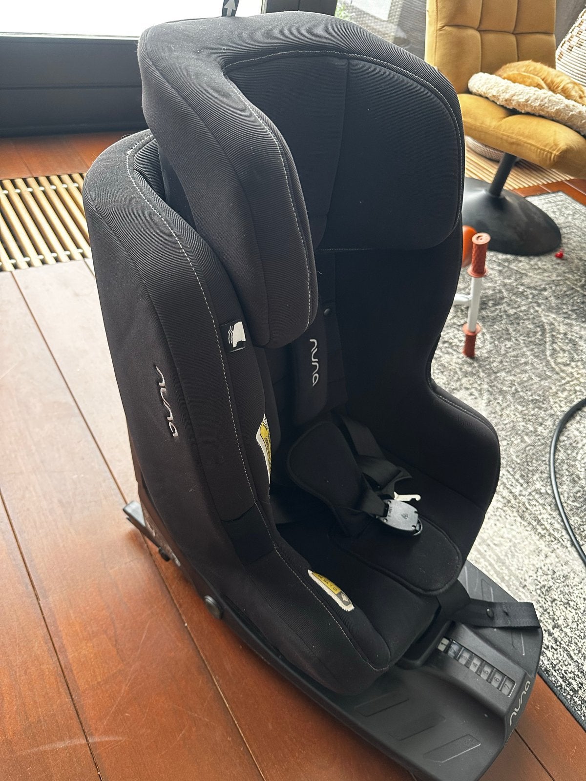Nuna Rebl autostoel - Draaibaar en Isofix, Kinderen en Baby's, Autostoeltjes, Gebruikt, 0 t/m 18 kg, Verstelbare rugleuning, Isofix