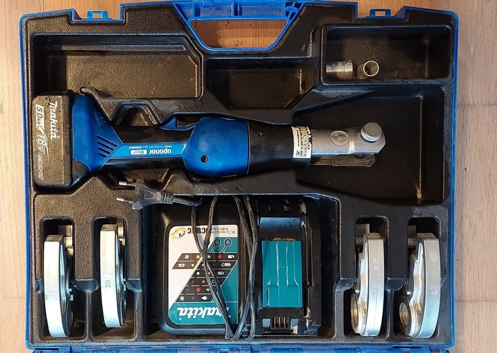 Uponor S-Press Mini2 + Persbekken 16/20/25/32MM, Ophalen, Zo goed als nieuw