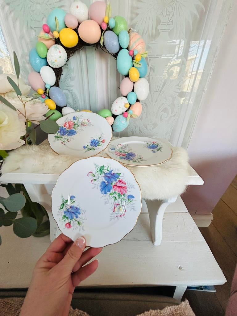 Royal Albert Sweetpea Friendship 3x taart bordjes izgst, Ophalen, Verzilverd, Zo goed als nieuw, Bord of Schaal