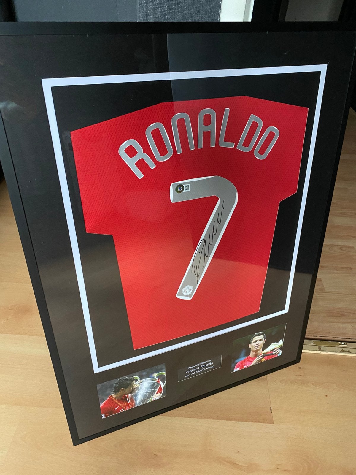 Ronaldo manchester united shirt gesigneerd met coa, Verzamelen, Sportartikelen en Voetbal, Ophalen of Verzenden, Zo goed als nieuw
