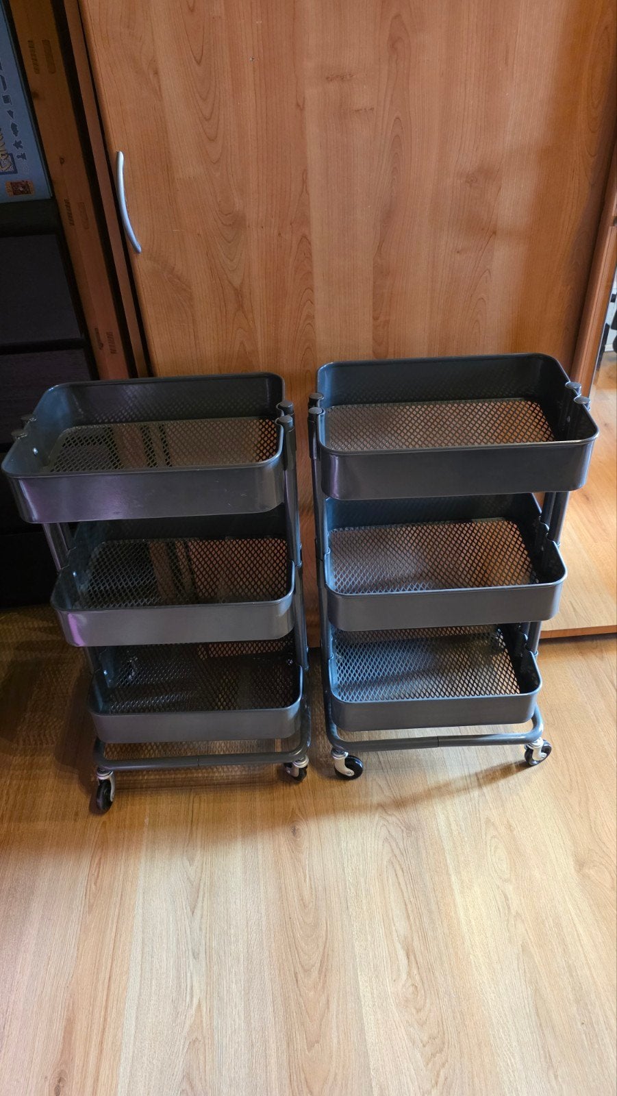 Twee IKEA Råskog rolkarretjes  (niet meer verkrijg, Ophalen