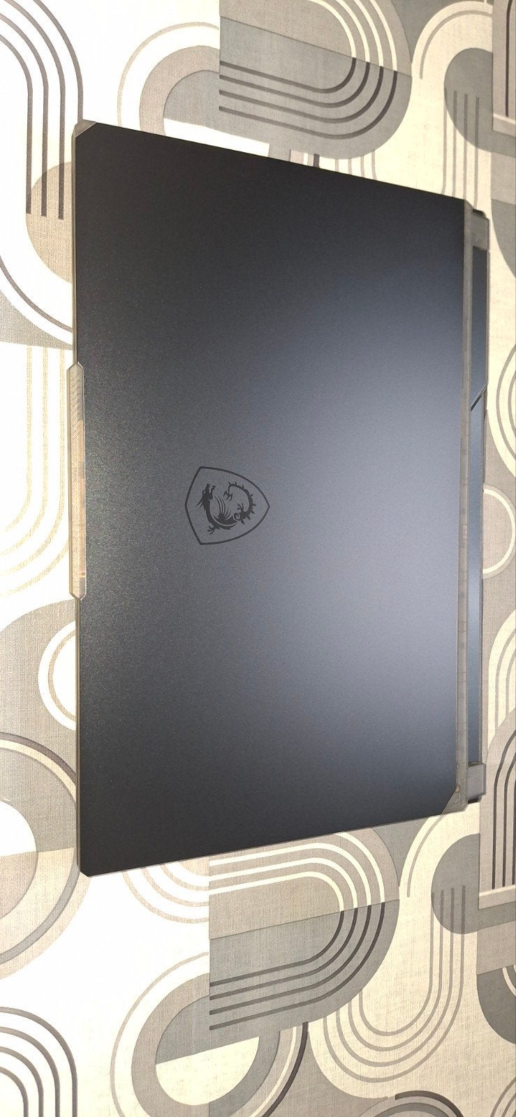 MSI Cyborg 15 A12V Gaming Laptop - Zo goed als nieuw