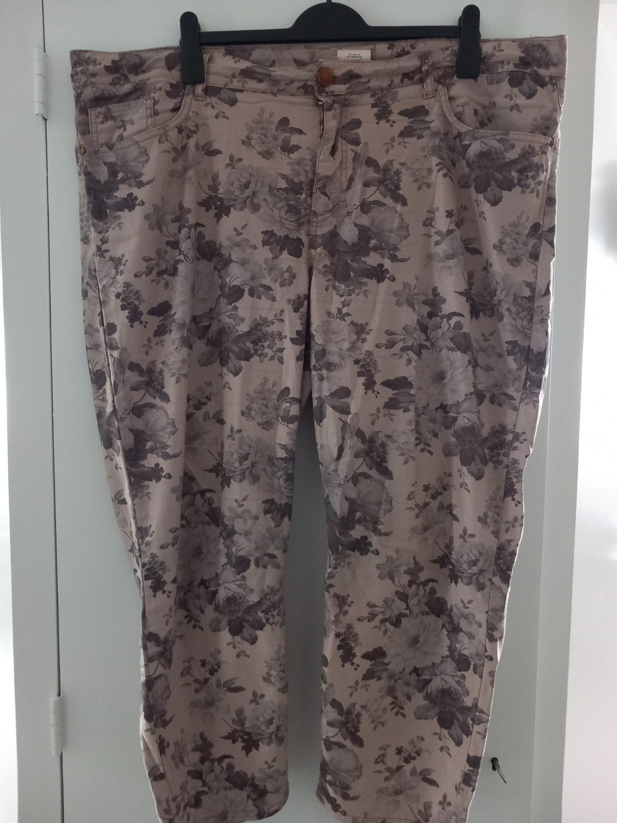 MS mode broek, zandkleur + antracietbloem , mt 52, mooi mode, Kleding | Dames, Grote Maten, Beige, Ophalen of Verzenden, Zo goed als nieuw