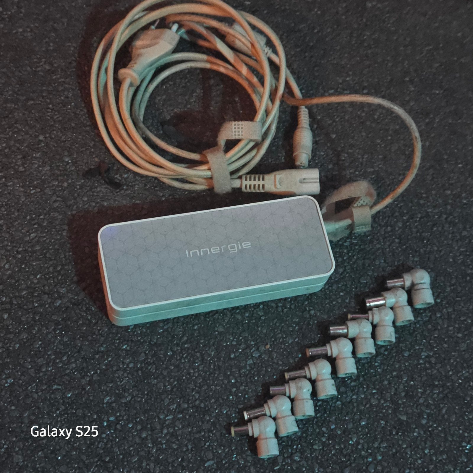 Innergie Universele Laptop Oplader(19v/4,74 A) 90 w, Ophalen, Gebruikt, Universeel