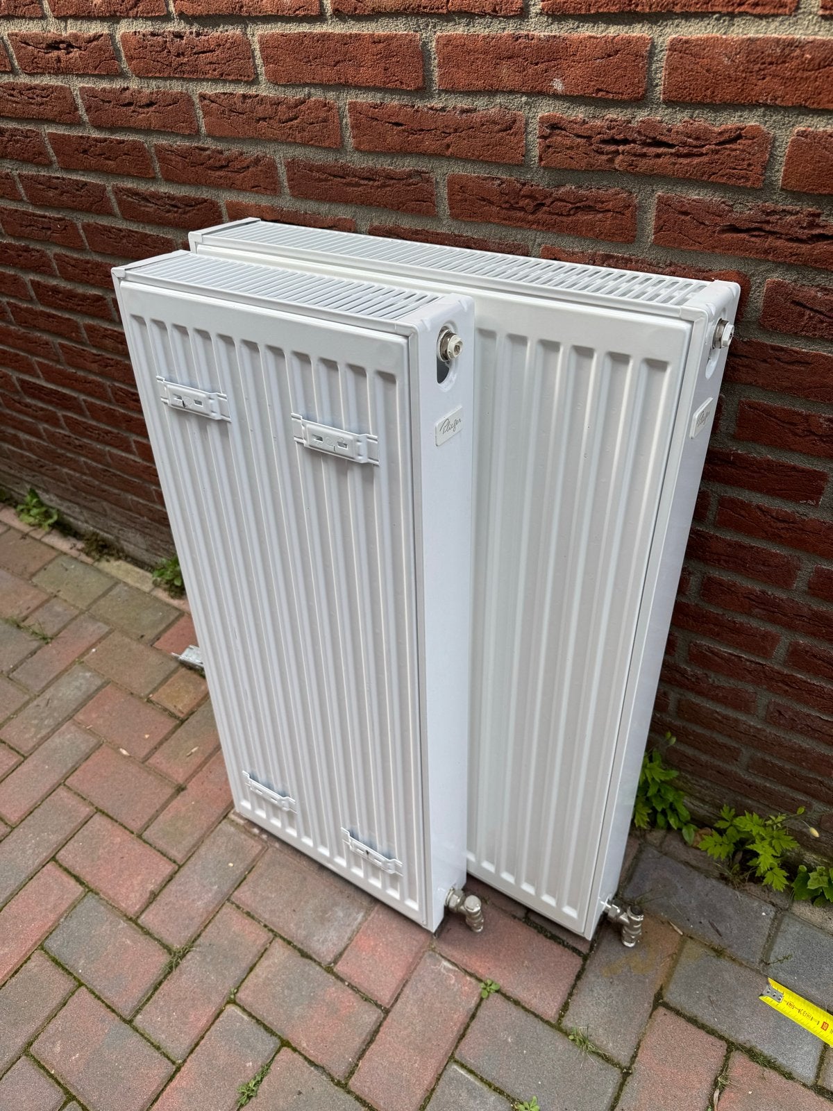 Plieger radiatoren - 2 stuks (400x900 en 600x900), Doe-het-zelf en Verbouw, Verwarming en Radiatoren, Ophalen, Gebruikt, Radiator