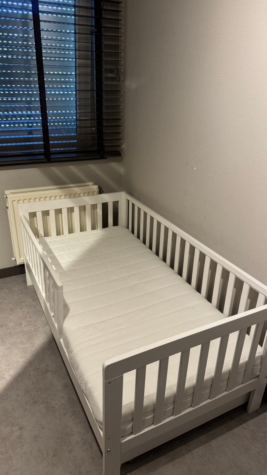 Complete Slaapkamer Kast Bed Burea, Ophalen, Zo goed als nieuw, 180 cm of meer, 85 tot 100 cm