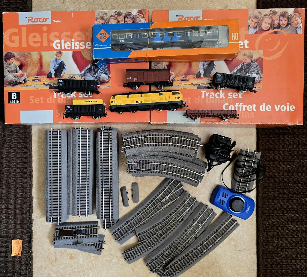 ROCO - Complete set rails, NS loc, wagons, trafo, etc., Hobby en Vrije tijd, Modeltreinen | H0, Gelijkstroom, Ophalen of Verzenden