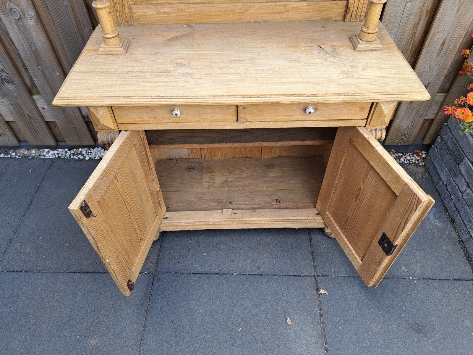 Antiek houten grenen dressoir, Antiek en Kunst, Ophalen