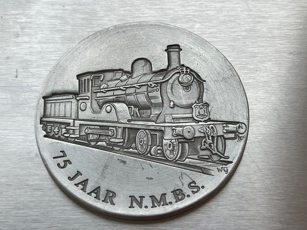 Zeer grote penning ter gelegenheid van 75 jaar N.M.B.S., Ophalen of Verzenden, Overige materialen, Buitenland