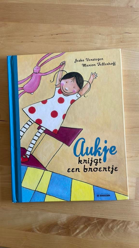 Boek: Aukje krijgt een broertje, Ophalen of Verzenden, Zo goed als nieuw, Fictie algemeen