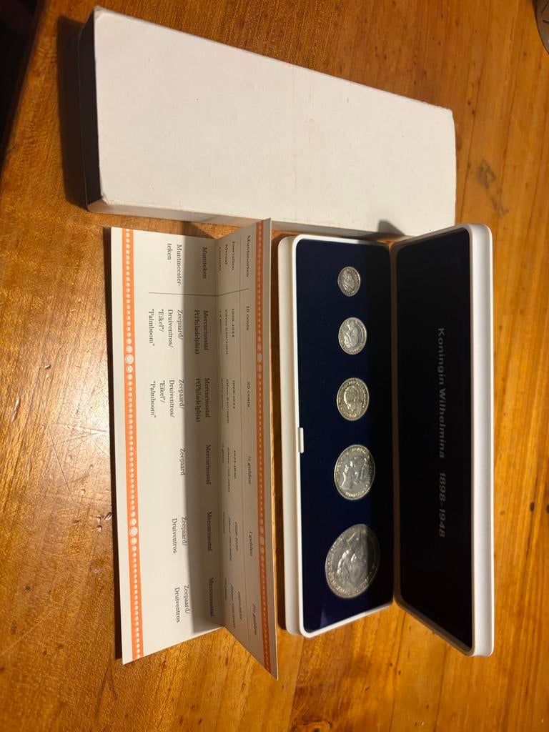 Zilveren munten set Koningin Wilhelmina 1898-1948, Postzegels en Munten, Setje, Zilver, Koningin Wilhelmina, Overige waardes