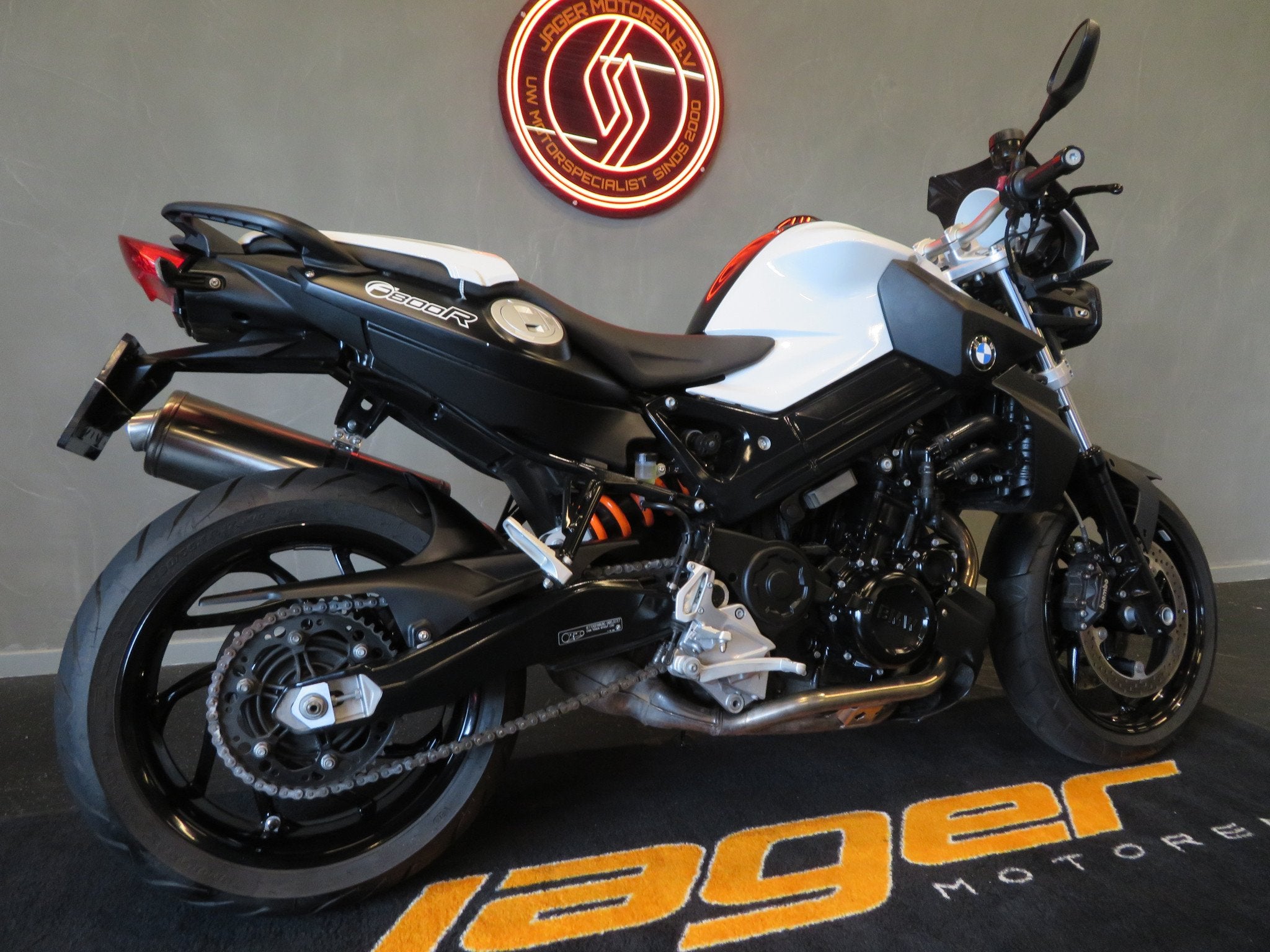 BMW F 800 R WHITE EDITION NIEUWSTAAT! (bj 2011), Motoren, Motoren | BMW, Bedrijf, 800 cc, Naked bike