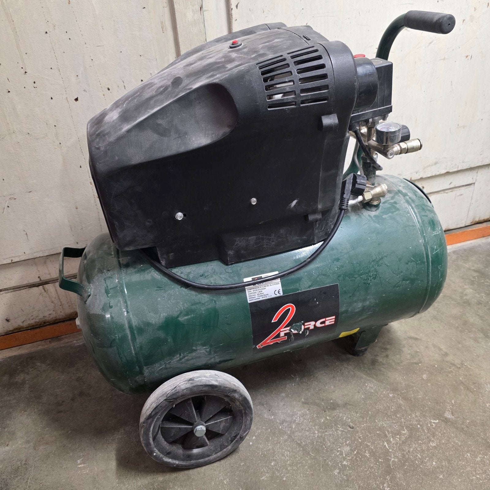 Compressor 50L - Motor defect, voor onderdelen/reparatie, Ophalen, Gebruikt, 6 tot 10 bar, 25 tot 100 liter