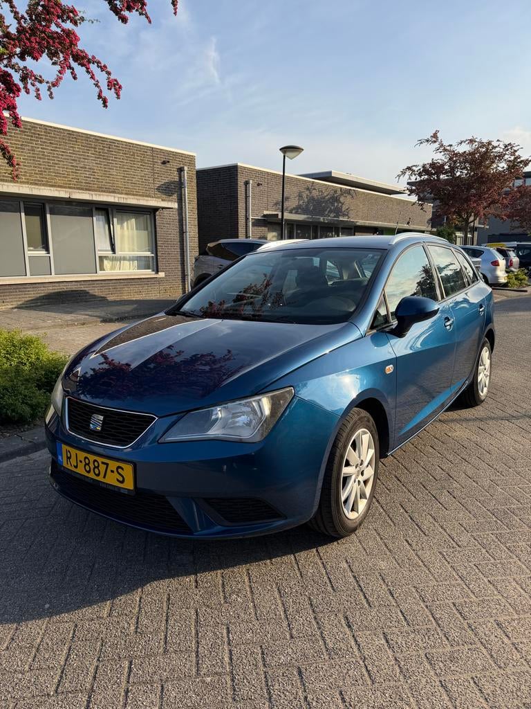 Seat Ibiza 1.2 51KW ST 2013 Blauw, Auto's, Seat, Voorwielaandrijving, 40 €/maand, Blauw, 1198 cc
