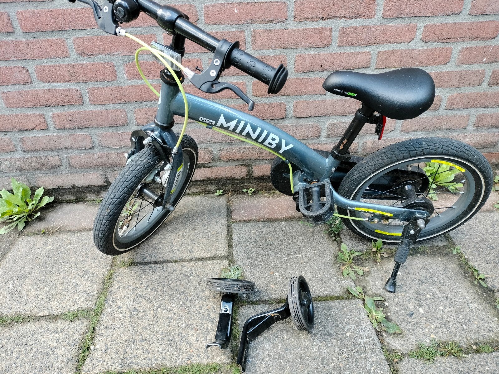 Qplay Miniby Luxe 14 inch 3-in-1 Kinderfiets/Loopfiets, Ophalen, Zijwieltjes, Gebruikt, Qplay Miniby