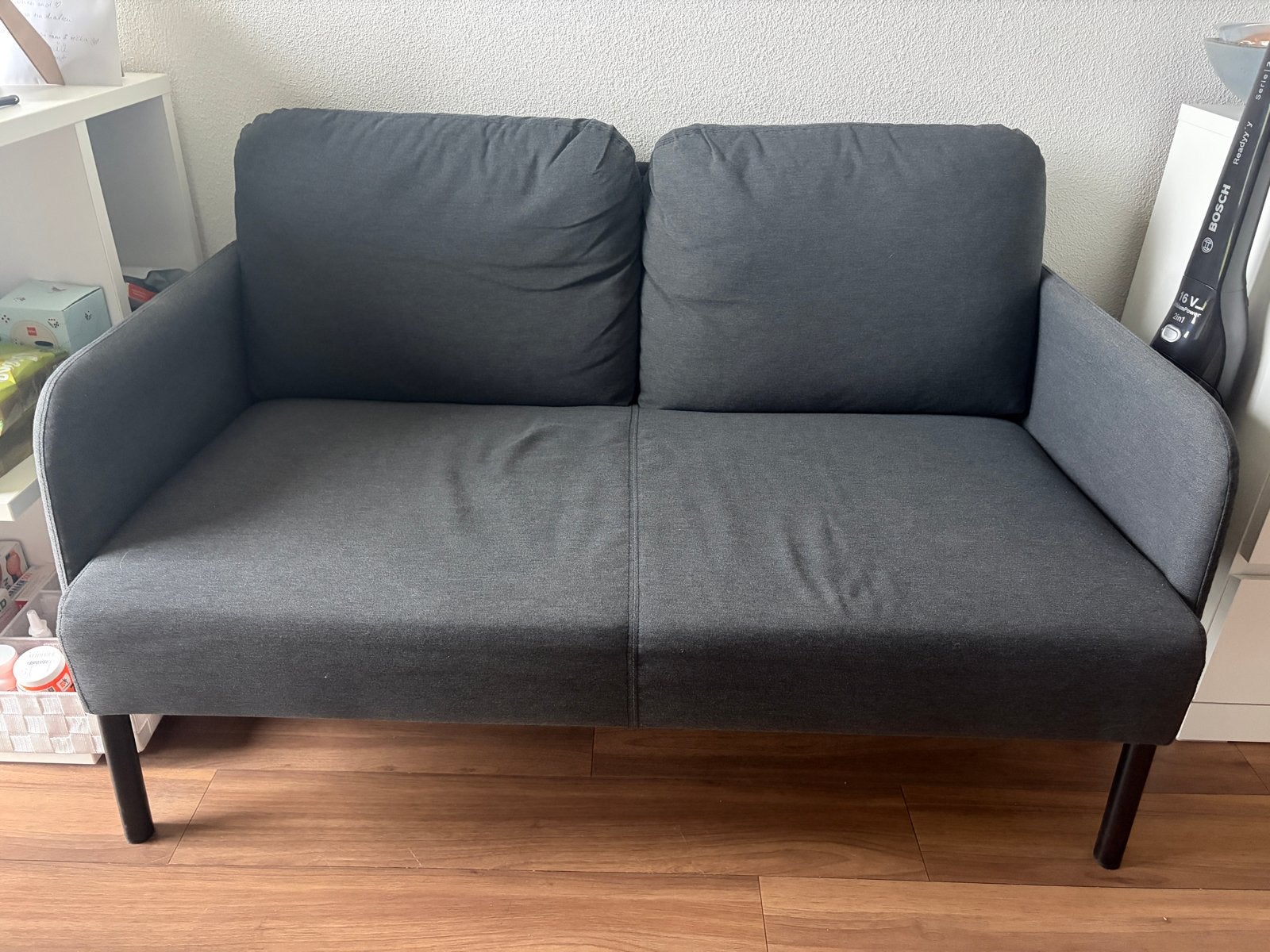 Comfortable small two-seater sofa in excellent condition, Ophalen, 150 tot 200 cm, Tweepersoons, 75 tot 100 cm