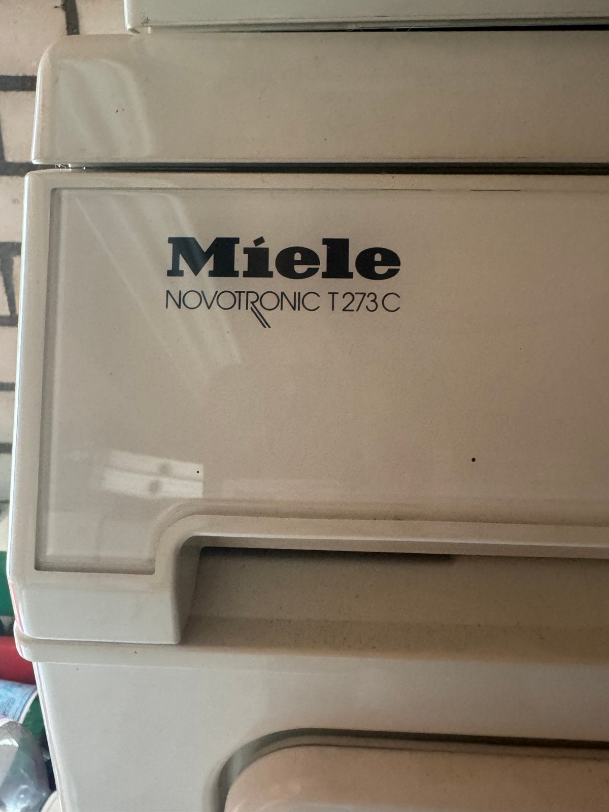 Miele wasmachine en Miele condens wasdroger wit, Ophalen, Zo goed als nieuw, Voorlader, 85 tot 90 cm
