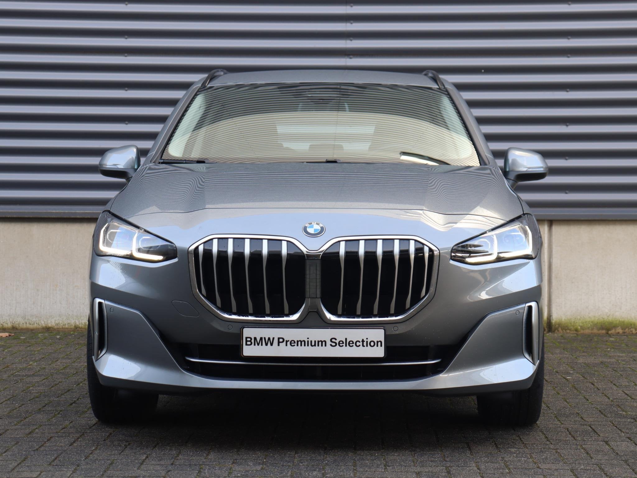 BMW 2 Serie Active Tourer 220i | Luxury Line | Premium Pack, Auto's, Stof, Met garantie (alle), Origineel Nederlands, Bedrijf