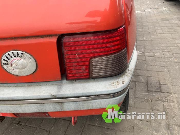 Achterlicht rechts van een Peugeot 205, Auto-onderdelen, Gebruikt, -, -, Ophalen of Verzenden