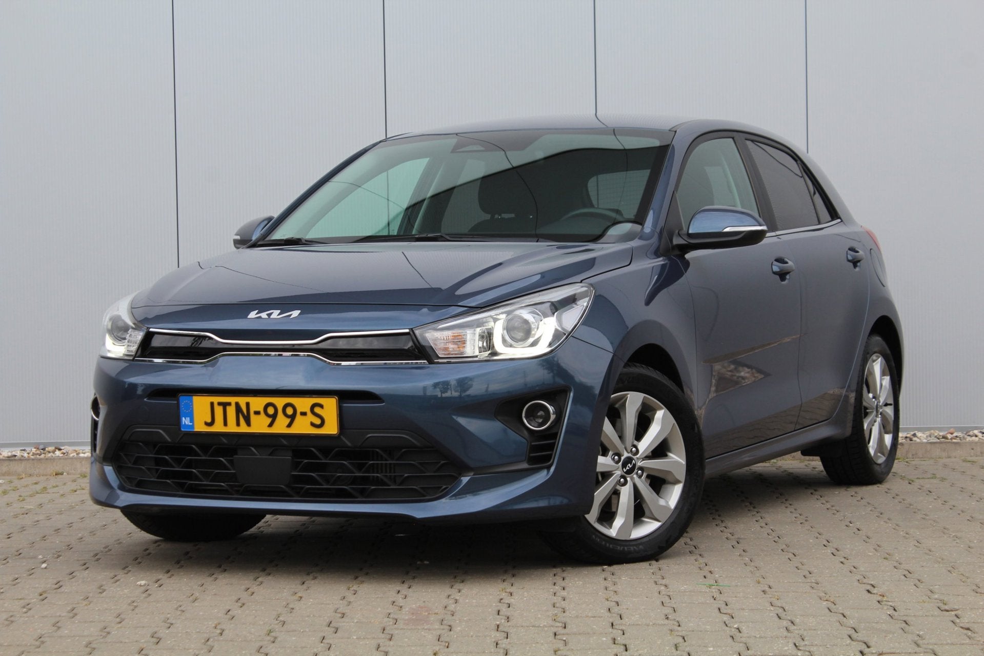Kia RIO 1.0 T-GDi MHEV DynamicPlusLine | Automaat | Camera |, Auto's, Dealer onderhouden, Gebruikt, Blauw, Bedrijf