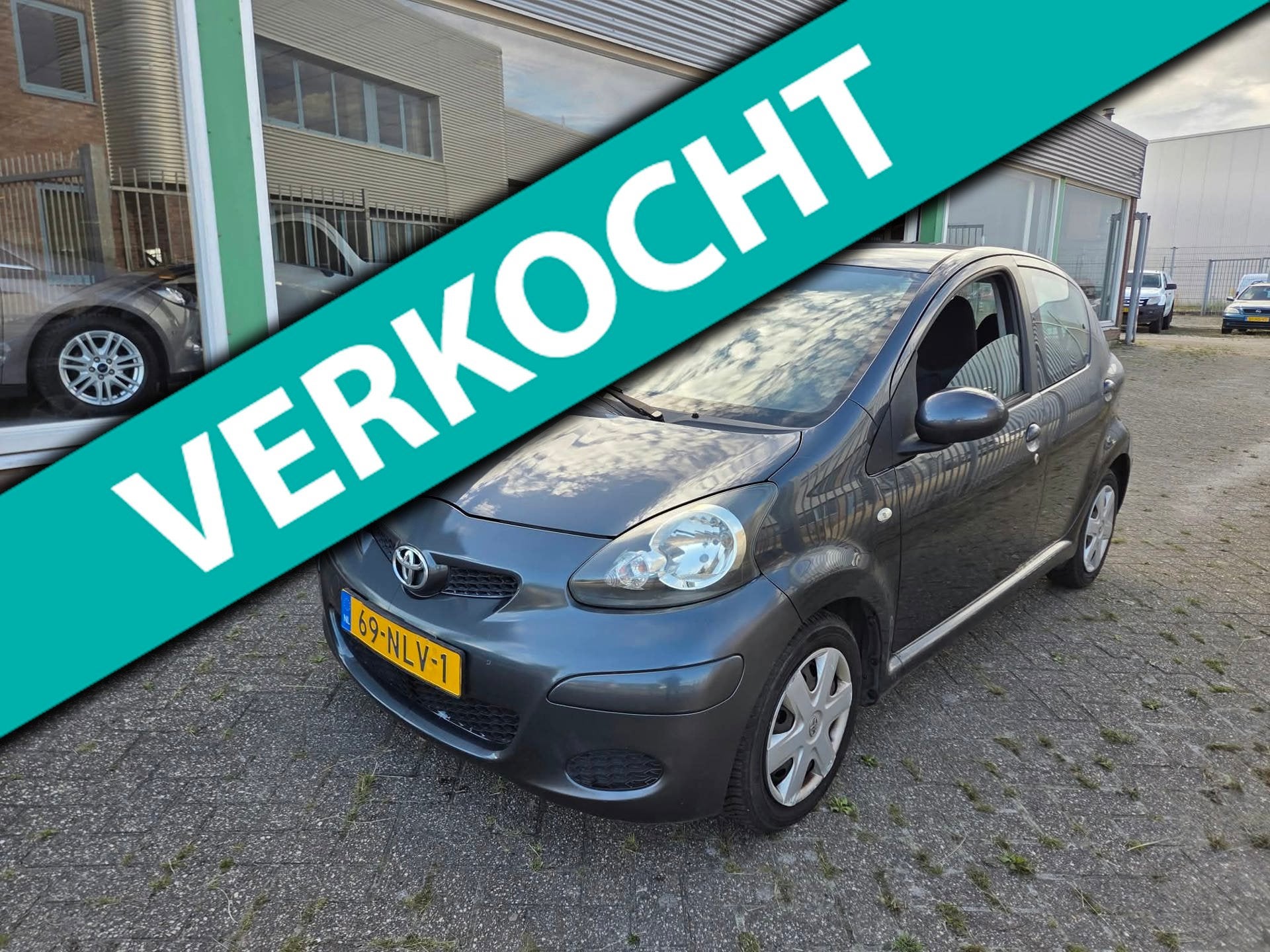 Toyota Aygo 1.0-12V Comfort|5-DERURS|AIRCO|NAP|, Voorwielaandrijving, Gebruikt, Elektrische ramen, 4 stoelen