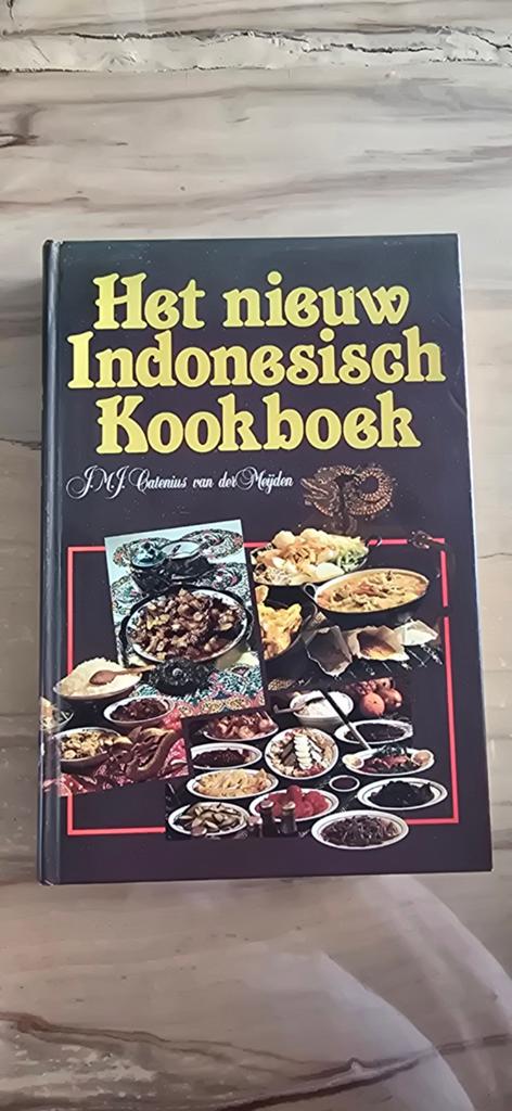 Het Nieuw indon Kookboek  J.M.J. C v d Mei, Boeken, Kookboeken, Gelezen, Azië en Oosters, Ophalen of Verzenden, Hoofdgerechten
