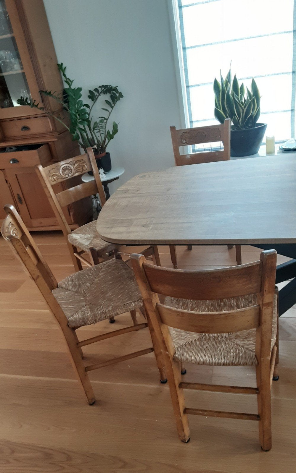 4 eikenhouten solide stoelen, biezen zitting, handgemaakt, Ophalen, Gebruikt, Hout, Vier