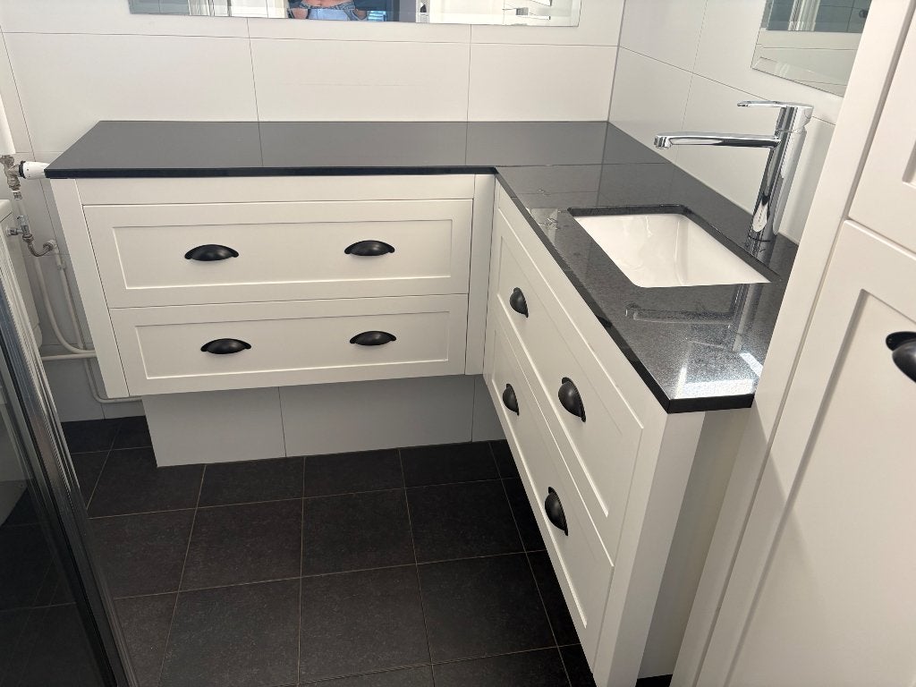 Badkamer meubel, Ophalen, (Half)hoge kast, Gebruikt, 100 tot 150 cm