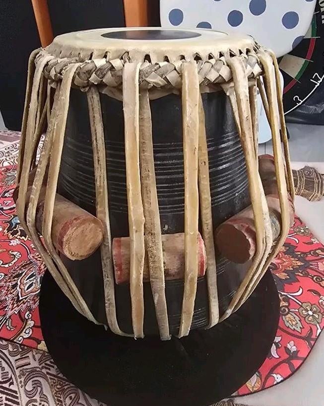 Tabla Dayan Pakhawaj!, Muziek en Instrumenten, Percussie, Ophalen of Verzenden, Zo goed als nieuw, Melodische percussie