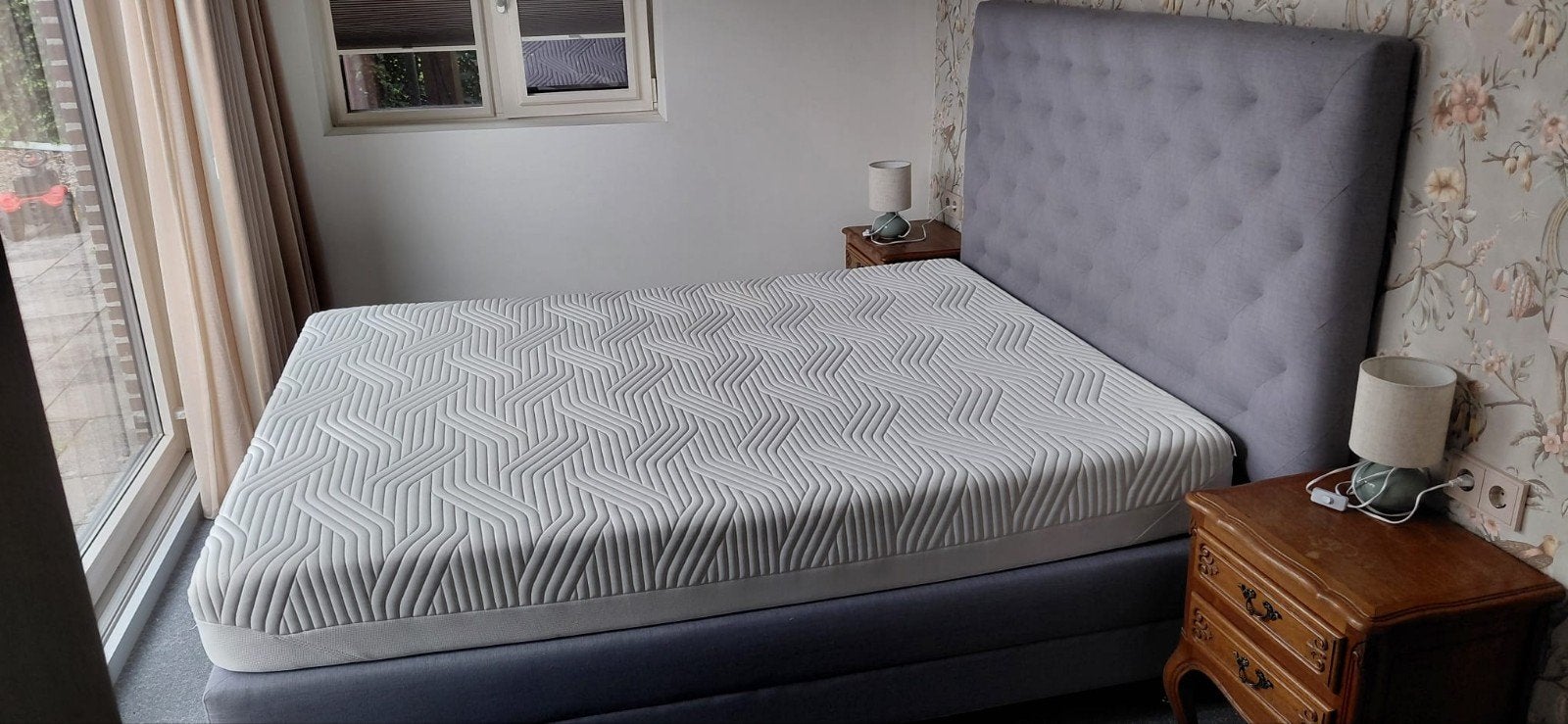tweepersoons boxspring met tempur matras., Ophalen, Zo goed als nieuw, Tweepersoons, 160 cm