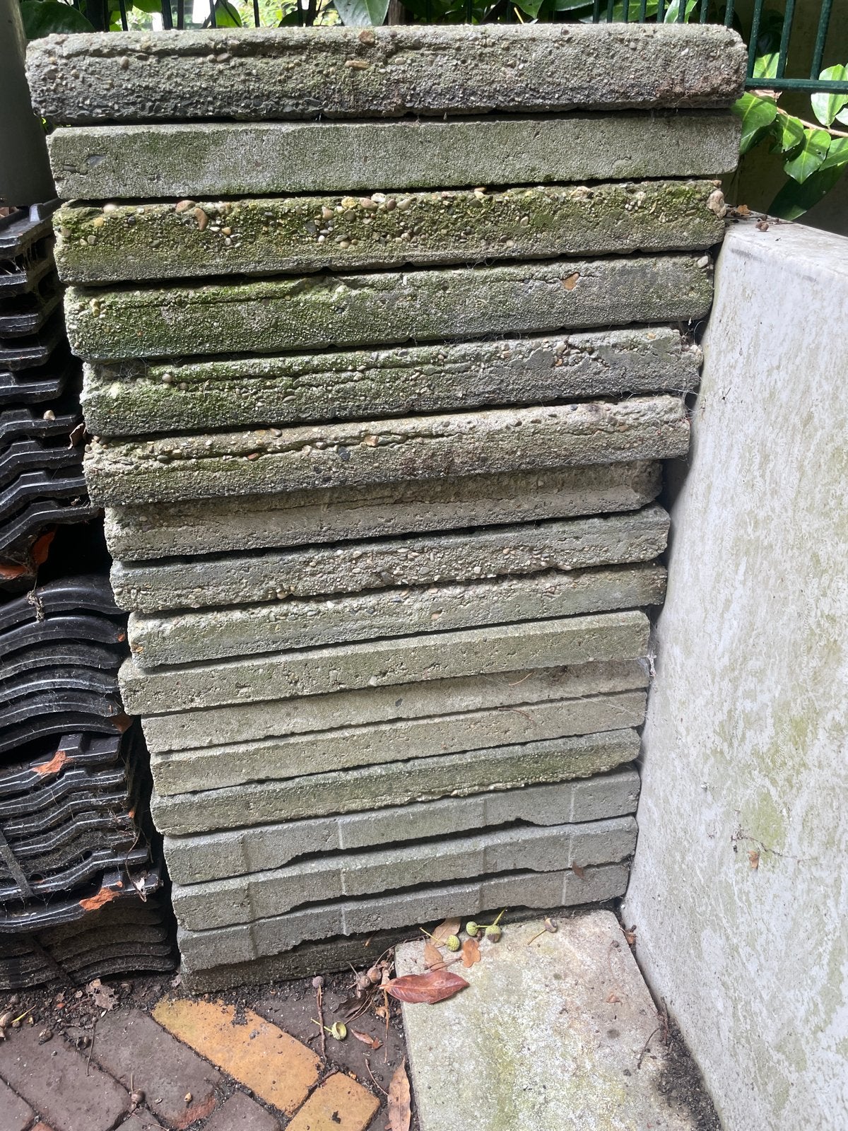 21 Gebruikte terrastegels 50x50 cm, Ophalen, Gebruikt, 5 tot 10 m², Beton