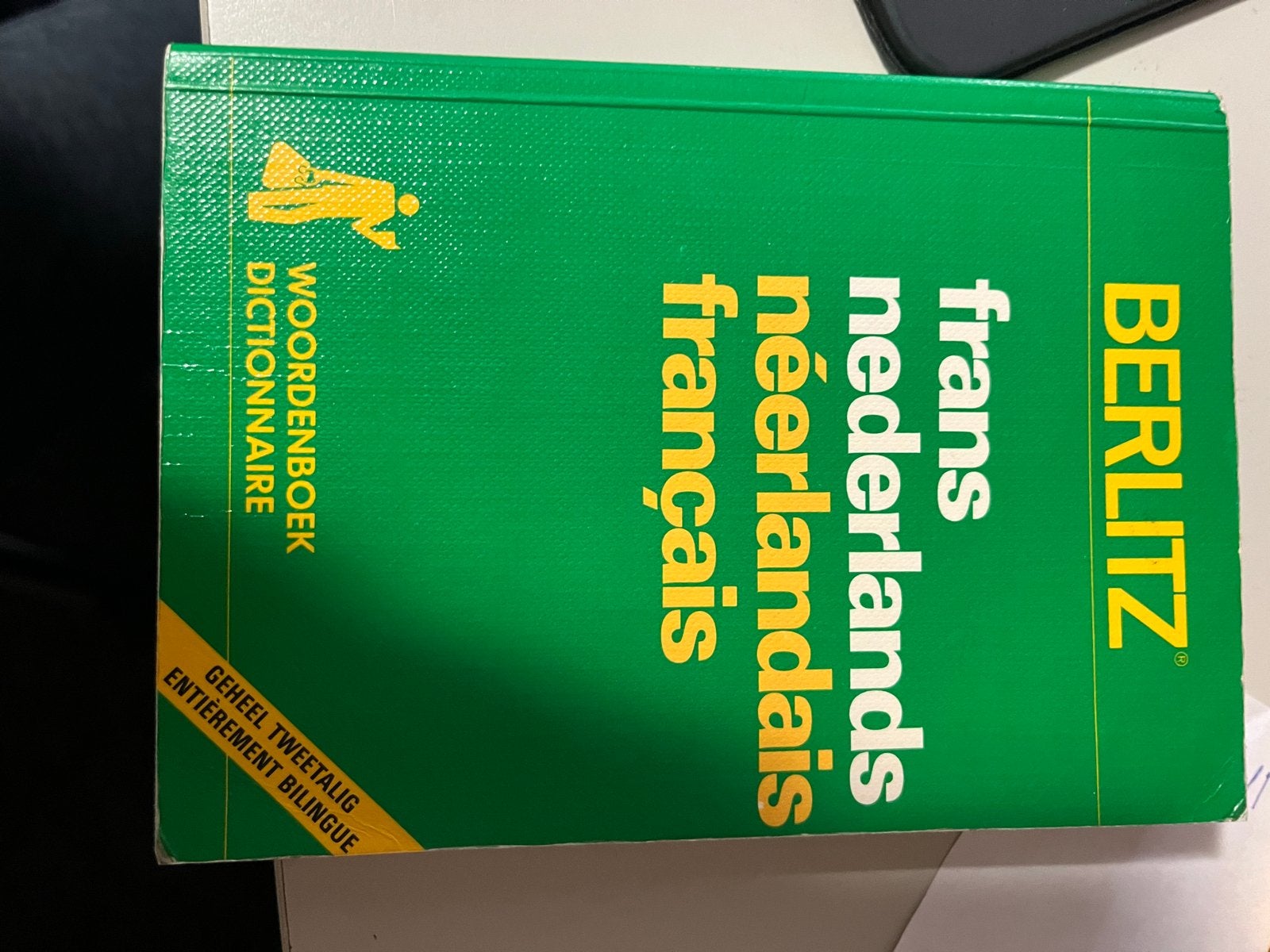 Berlitz Frans-Nederlands/Nederlands-Frans Woordenboek, Ophalen of Verzenden, Gelezen, Non-fictie