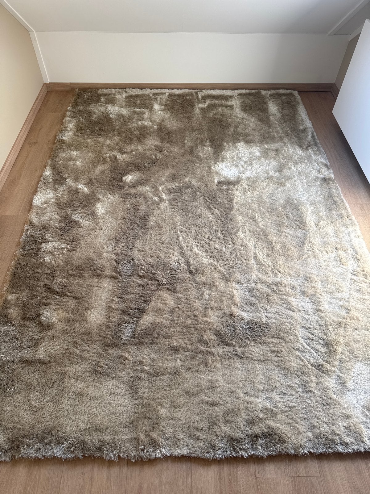 Vloerkleed Volero Glorious Champagne/Crème 200x290cm, Ophalen, Zo goed als nieuw, 200 cm of meer, Crème