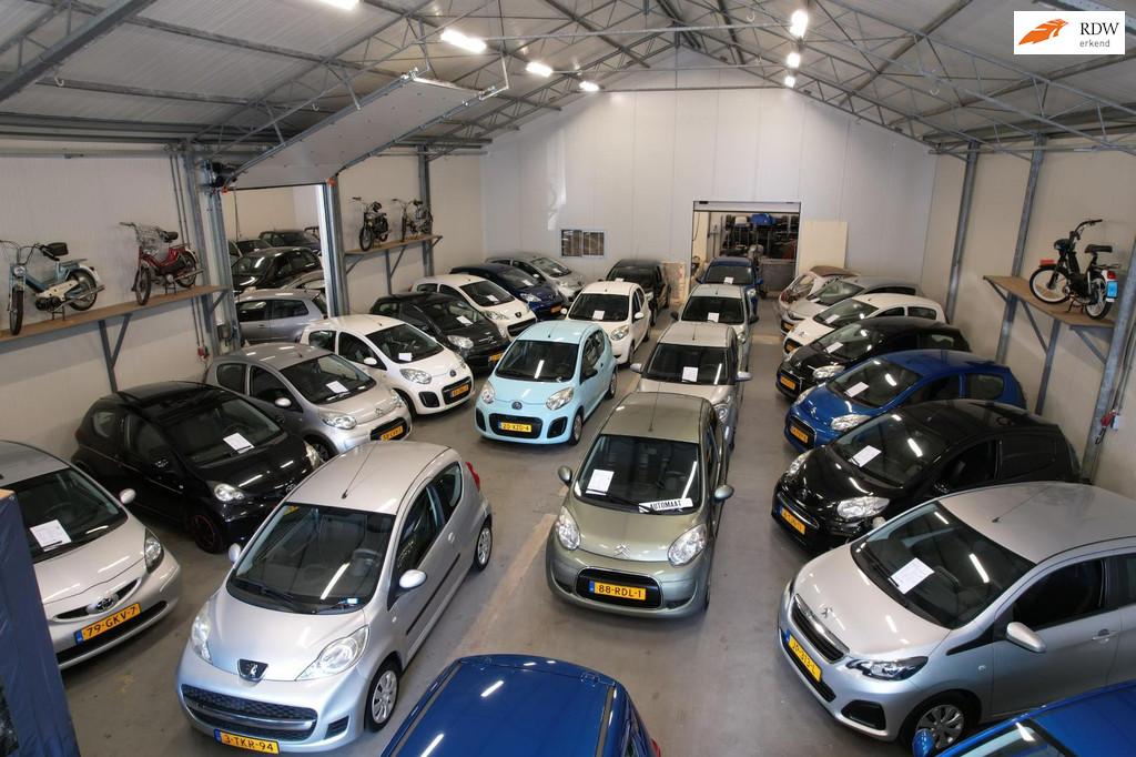 Citroen C1 / Peugeot 107 / Toyota Aygo | Altijd minimaal 20, Auto's, Voorwielaandrijving, Gebruikt, Zwart, Elektrische ramen