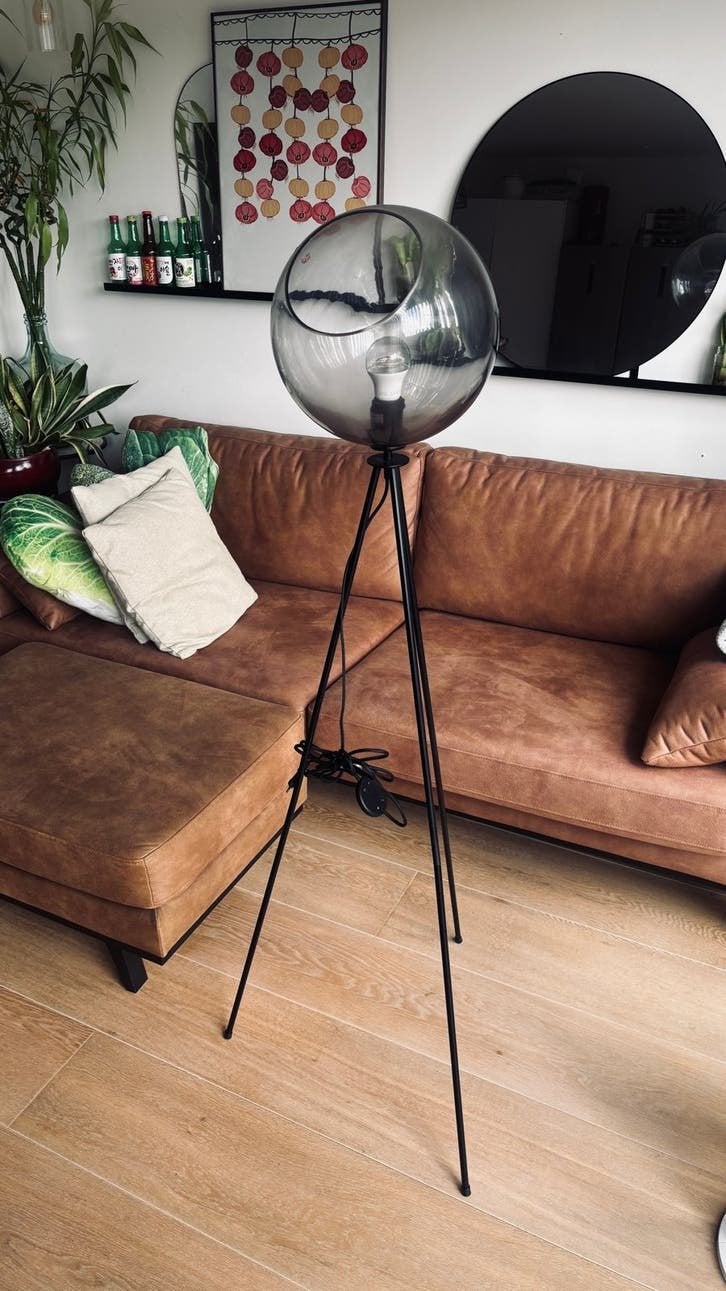 Moderne vloerlamp met glazen bol, Ophalen, 100 tot 150 cm, E27 (groot), Glas
