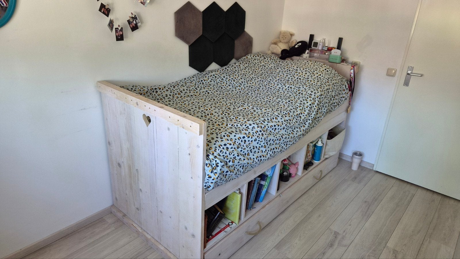 --KOOPJE! --  Mooi bed met veel opbergruimte 200x90., Kinderen en Baby's, Ophalen, Zo goed als nieuw, Jongetje of Meisje