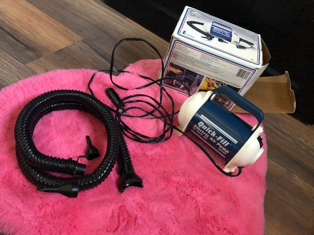 Intex Quick-Fill Elektrische Luchtpomp 12V (Camping / Auto), Ophalen of Verzenden, Zo goed als nieuw, Elektrisch