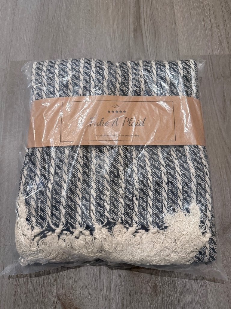 Luxe katoenen plaid met kwastjes - Nieuw in verpakking, Katoen, 130 cm, Ophalen of Verzenden, Plaid
