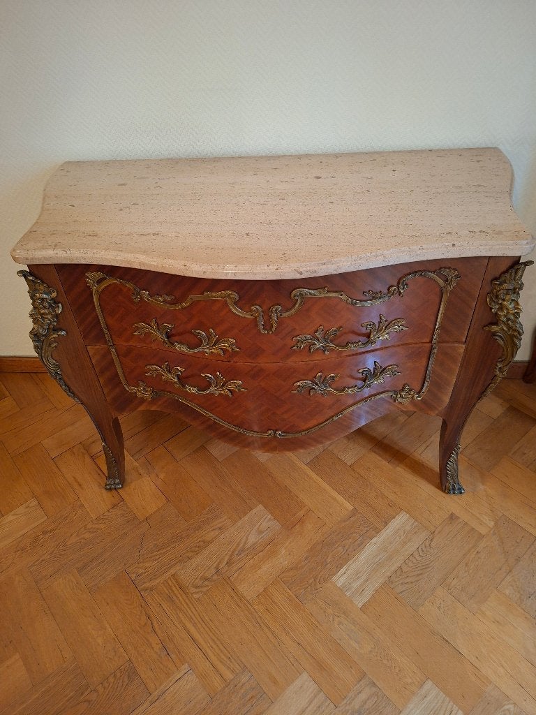 Louis XV stijlcommode met marmeren blad, Ophalen