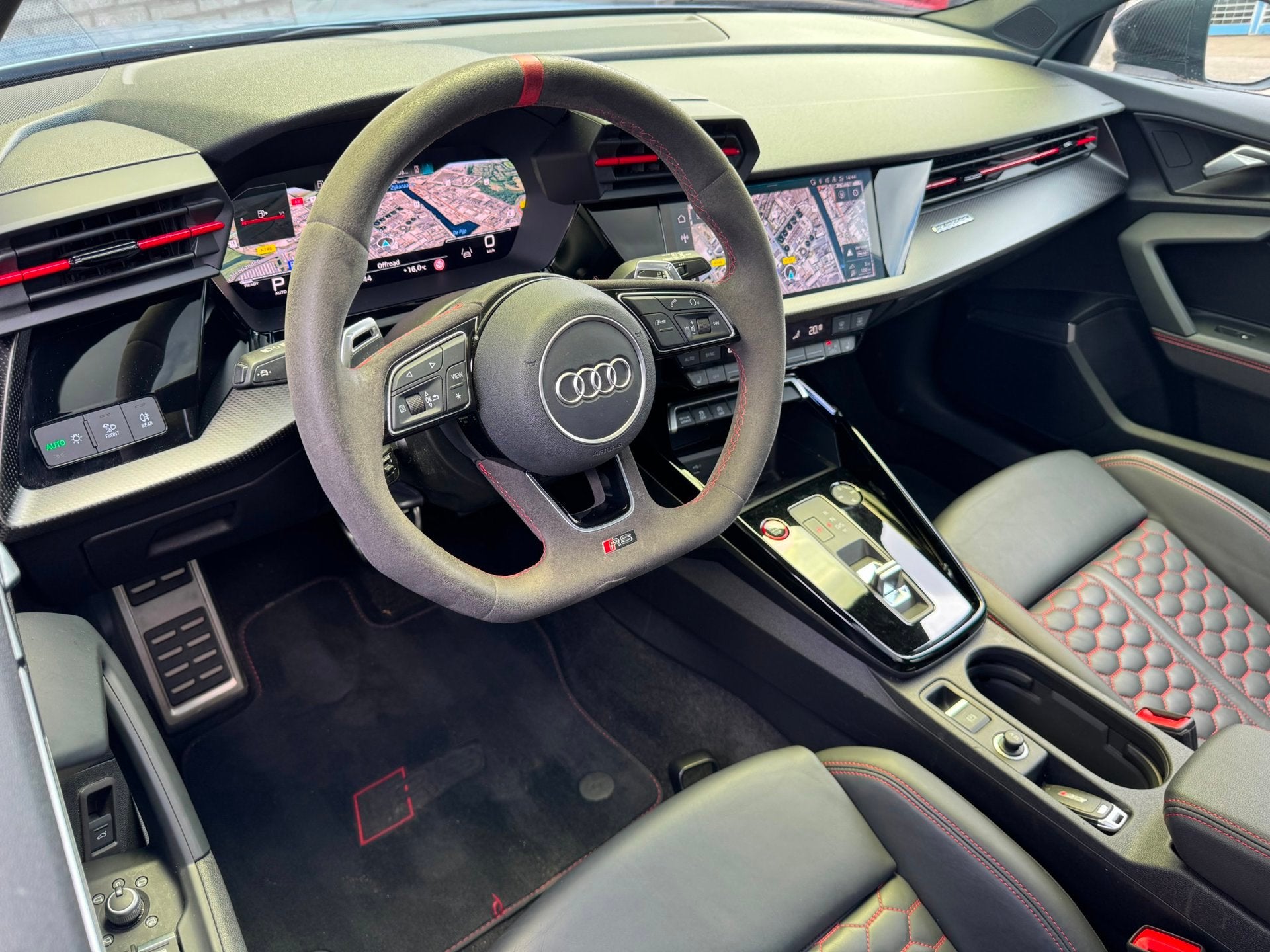 Audi A3 Sportback RS3 Quattro EX B.P.M, Gebruikt, Zwart, 2498 cc, Leder
