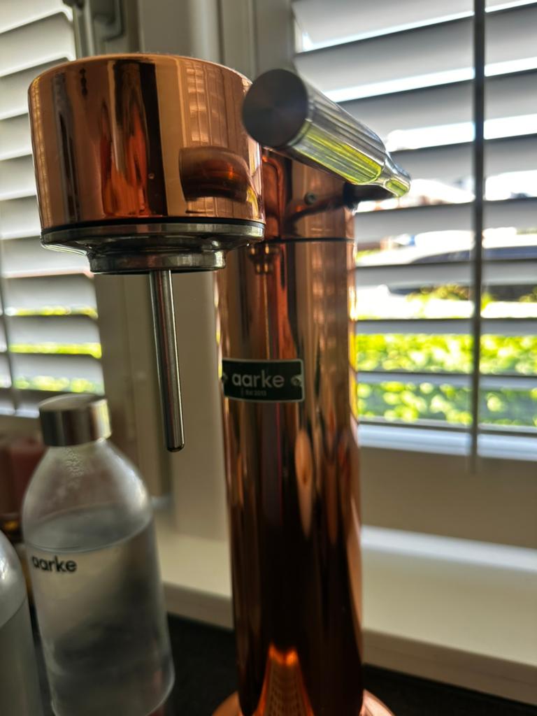 Aarke soda stream bruiswater met vervangbare gasfles, Ophalen, Zo goed als nieuw