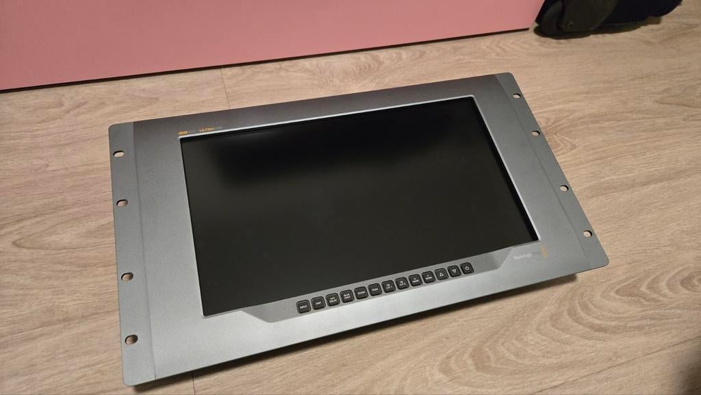 Blackmagic Smartview 4K G2, Ophalen of Verzenden, Zo goed als nieuw, Video