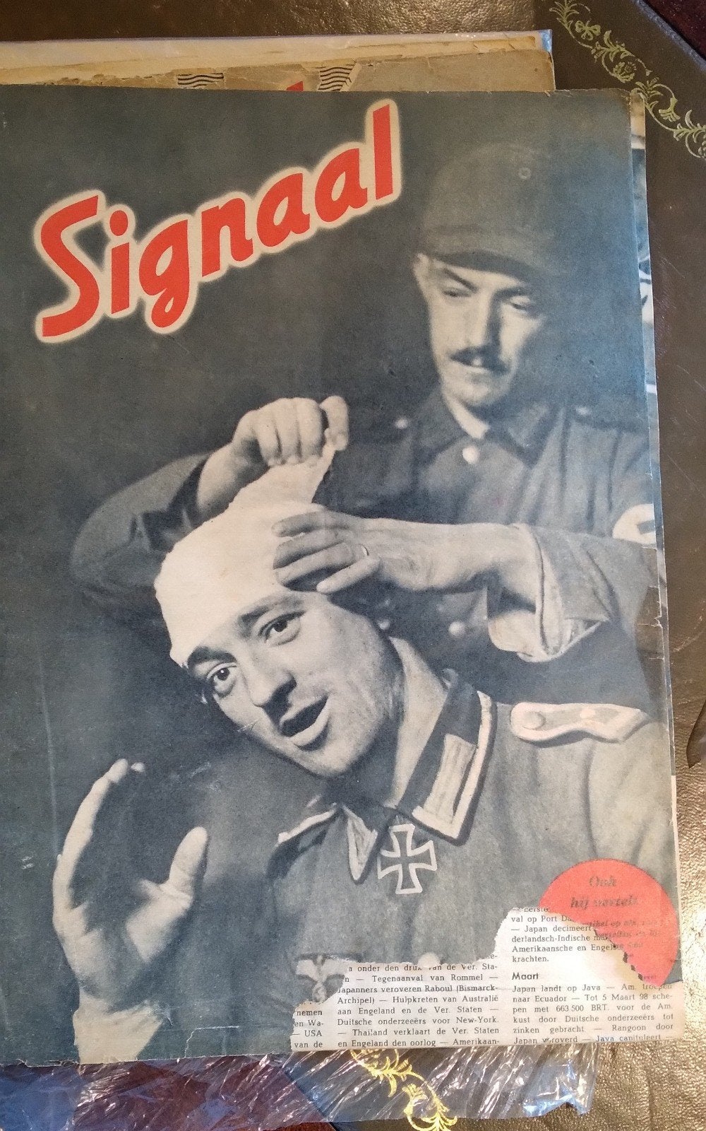 2 kopies Signal uit de Tweede Wereldoorlog, Boeken, Tijdschriften en Kranten, Verzenden, Gelezen, Krant