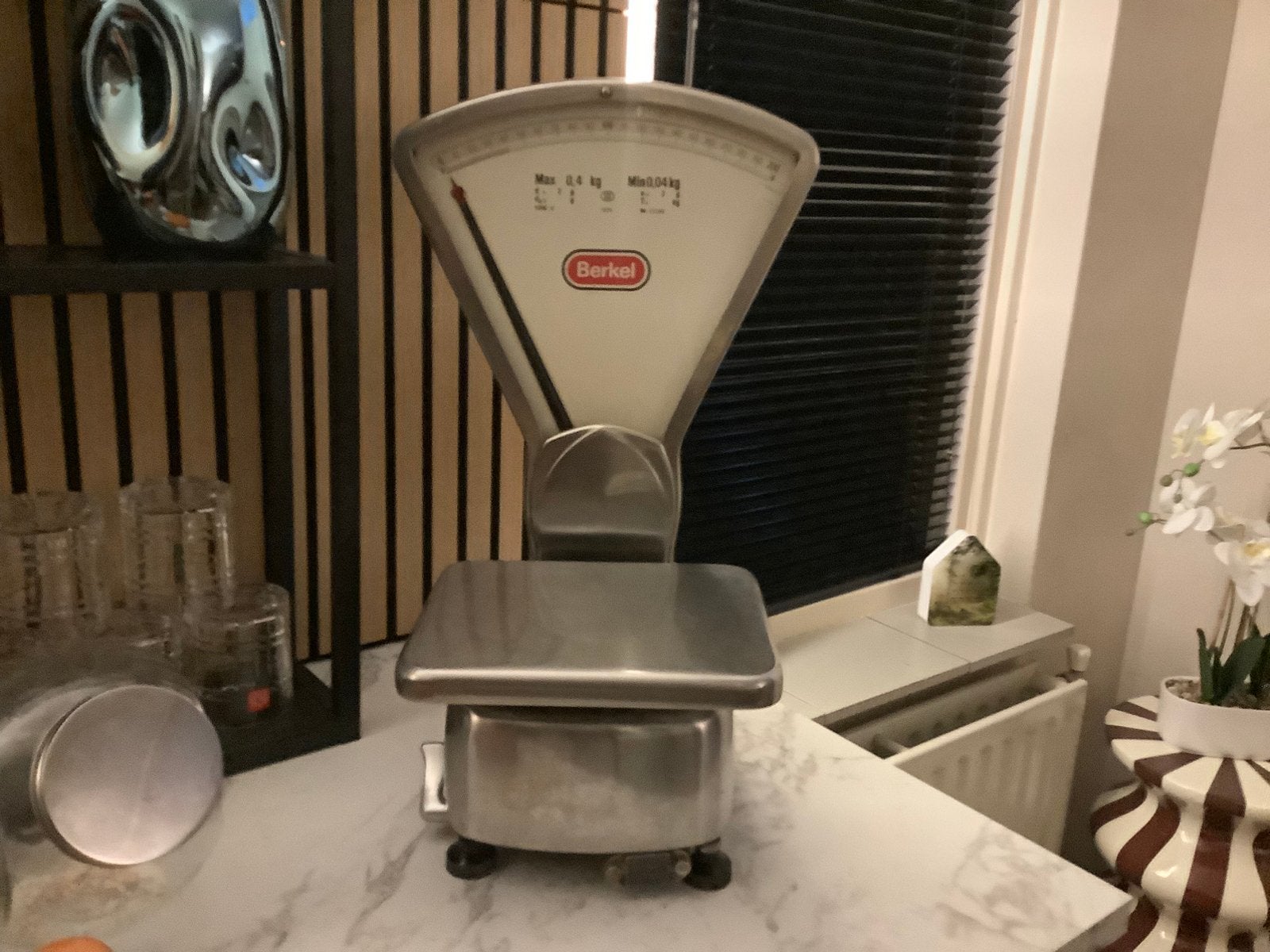 Mooie oude weegschaal, heeft in bakkerszaak gestaan, Ophalen