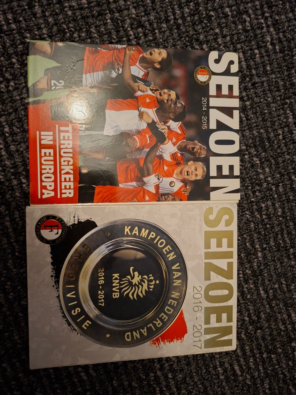 Feyenoord Seizoen dvd's 2014-2015 & 2016-2017, Ophalen of Verzenden, Zo goed als nieuw, Feyenoord