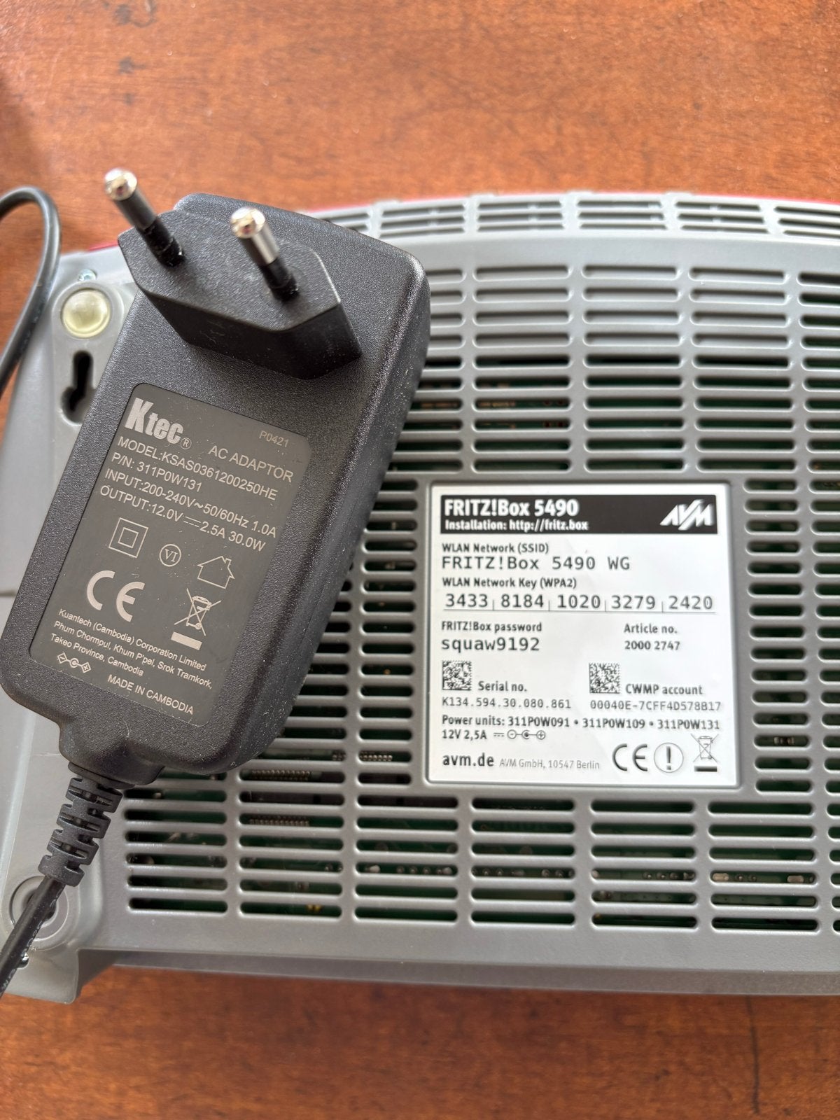 Fritz!Box 5490 WG Router met modem, Computers en Software, Routers en Modems, Ophalen of Verzenden, Gebruikt, Router met modem